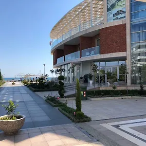 Fishta & 4*, Velipojë Albanien